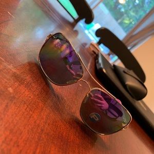 *BRAND NEW* Oakley Women’s Polarized Sunglasses